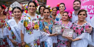 Mara Lezama fortalece tradiciones y costumbres al inaugurar la Feria del Carmen 2025