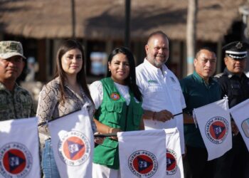 Blanca Merari da banderazo al Operativo Vacacional Verano 2025