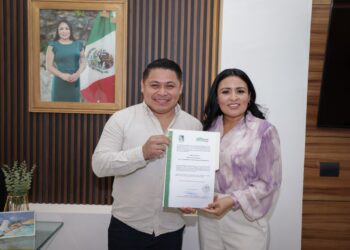 Nombran en Puerto Morelos nuevo tesorero