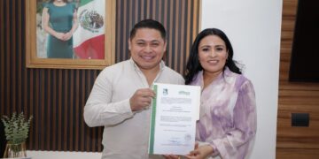 Nombran en Puerto Morelos nuevo tesorero