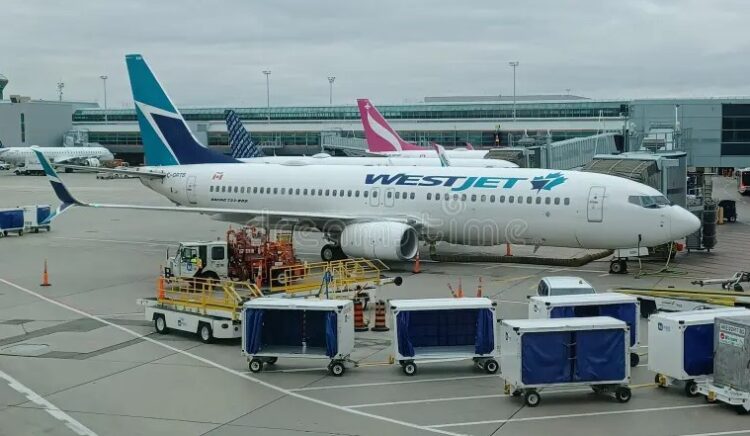 Ordenan pagar por vacaciones canceladas a Cancún a agencia de viajes de Canadá