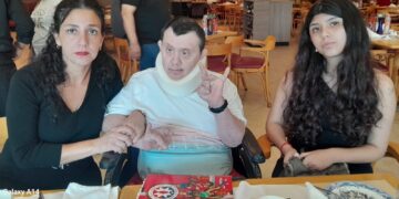 Queda turista cuadripléjico luego de caer de rampa en muelle de Xcaret