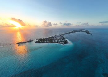Votación por Isla Mujeres en los World Travel Awards 2025 continúa abierta