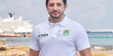 Celebra Renán Sánchez decisión de la presidenta Claudia Sheinbaum de revisar el proyecto del cuarto muelle en Cozumel y agradece a la gobernadora Mara Lezama por sus gestiones
