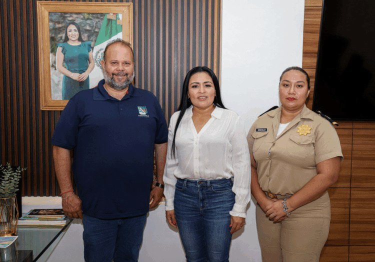 Blanca Merari y nueva Capitana de Puerto acuerdan medidas para ordenar la actividad naútica y pesquera