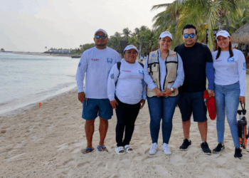 Playas de Isla Mujeres son evaluadas para refrendar distintivo Playa Platino