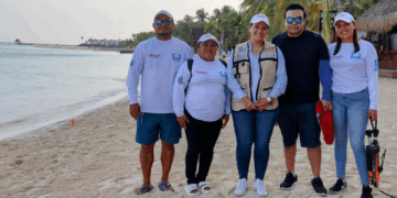 Playas de Isla Mujeres son evaluadas para refrendar distintivo Playa Platino