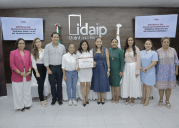 Recibe IEQROO reconocimiento por buenas prácticas en Transparencia.