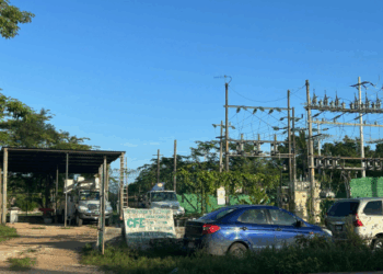 Kantunilkín se queda sin electricidad, al quemarse subestación de CFE