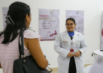 Transforma “Salud Sin Tanto Choro” la vida de las familias playenses con atención médica gratuita y de calidad