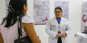 Transforma “Salud Sin Tanto Choro” la vida de las familias playenses con atención médica gratuita y de calidad