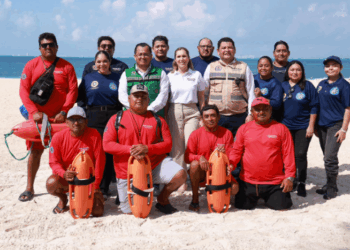 Refuerza Gobierno de Municipal operativos de seguridad en playas de Isla Mujeres
