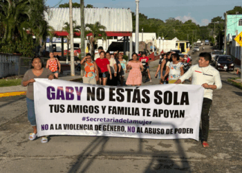 En Kantunilkín marchan contra agresión de regidora