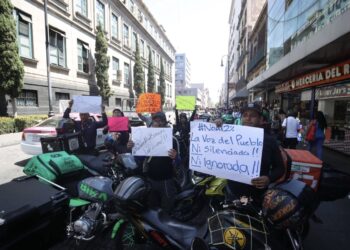 Rechaza Claudia Sheinbaum aumento en tarifas de Uber; tienen “ganancias impresionantes”, dice