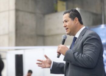 Insisten senadores de Morena en investigar desvío millonario de Sinhue Rodríguez