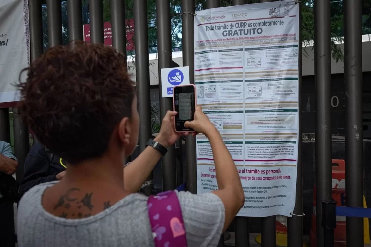 Tras aval a la CURP biométrica, afianzan los servicios de cómputo del Renapo