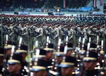 Sheinbaum reconoce valentía y compromiso de las Fuerzas Armadas