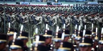 Sheinbaum reconoce valentía y compromiso de las Fuerzas Armadas