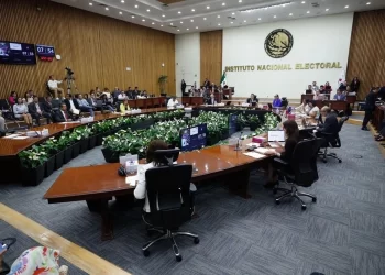 Entrega INE constancias a 45 candidaturas ganadoras declaradas como inelegibles