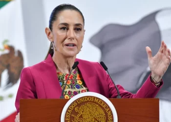 Anuncia Sheinbaum que acudirá a "histórica" toma de protesta de ministros de la SCJN