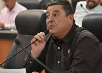 Standard Gallery Video Añadir título Sergio Polanco Salaices, el diputado que dice que a las mujeres “las agreden por gritonas” Saltar al editor