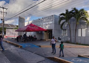 Comité de derechohabientes alista obras para clínica del ISSSTE de Cancún