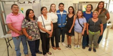 Gobierno Municipal impulsa la capacitación laboral de las mujeres isleñas