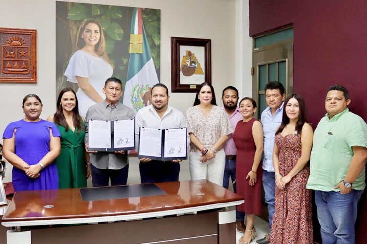 TEQROO y Ayuntamiento de Bacalar firman convenio para fortalecer la cultura democrática