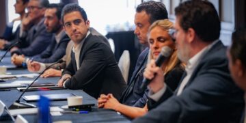 Gino Segura impulsa pacto legislativo para la modernización turística de México