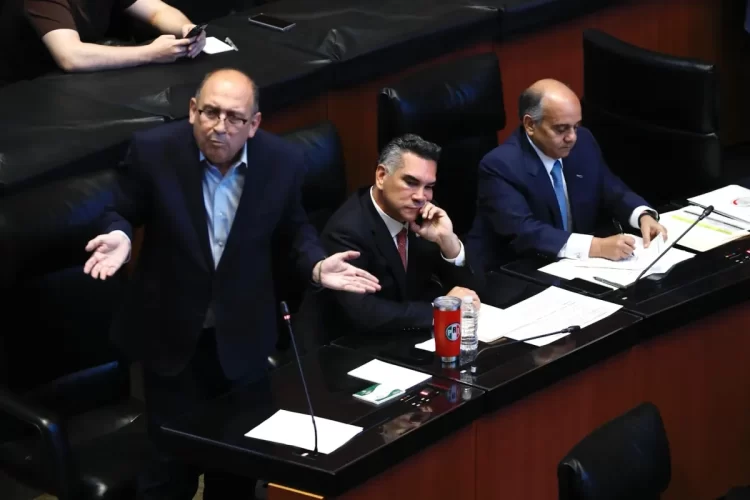 Condena la Permanente "la cobarde y grupal agresión" protagonizada por Alejandro Moreno