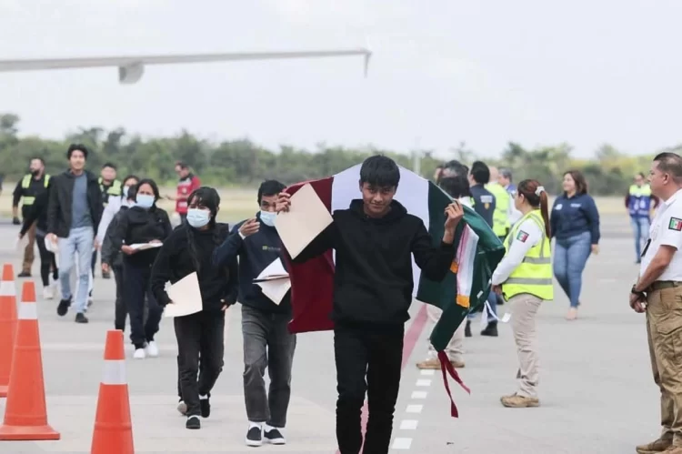 Suman 86 mil mexicanos deportados por el gobierno de Trump: Sheinbaum