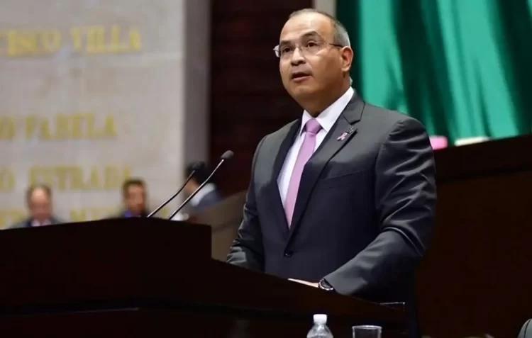 Detienen en EU al ex director de Pemex Carlos Treviño; será juzgado en México: Claudia Sheinbaum