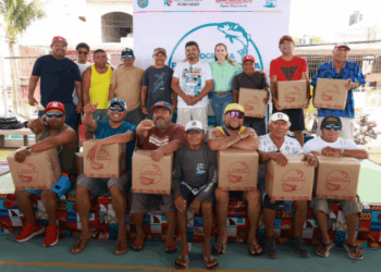 Gobierno Municipal entrega apoyos alimentarios del Programa “Familia Pescadora 2025”
