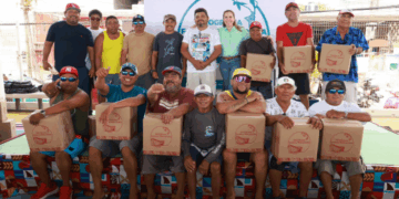 Gobierno Municipal entrega apoyos alimentarios del Programa “Familia Pescadora 2025”