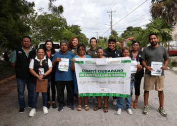 Conforman Comités de Contraloría Social para obras de pavimentación