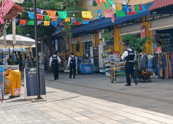 Resguardan a 3 menores en Playa del Carmen por trabajo infantil