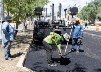 Gobierno de Estefanía Mercado inicia repavimentación del Arco Vial con inversión cercana a 25 mdp