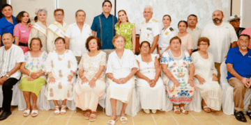 Gobierno Municipal celebra desayuno con descendientes de familias de fundadores de Isla Mujeres