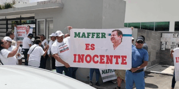 Protestan taxistas de Cancún para exigir liberación de líder interino acusado de homicidio