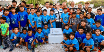 Atenea Gómez Ricalde inicia la obra de la nueva cancha de fútbol 7 en Ciudad Mujeres