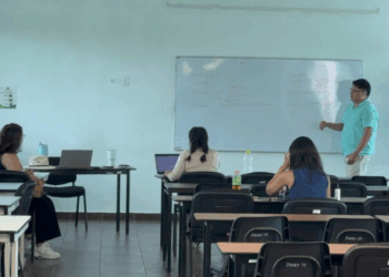 Rebasa aumento poblacional cupos en educación media superior en Playa del Carmen