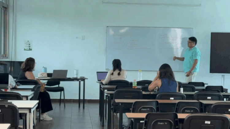 Rebasa aumento poblacional cupos en educación media superior en Playa del Carmen