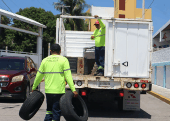 Isla Mujeres fortalece la prevención del dengue con el Programa Permanente de Descacharrización