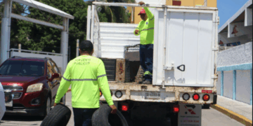 Isla Mujeres fortalece la prevención del dengue con el Programa Permanente de Descacharrización