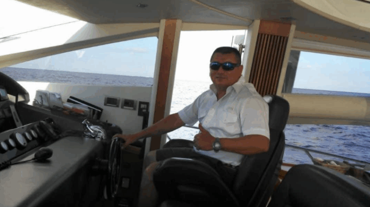 Rescatan sanos y salvos a capitanes extraviados de Cozumel