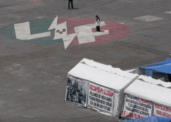 Va Gobierno por reducir elevadas pensiones a ex trabajadores de confianza de Pemex y LyFC