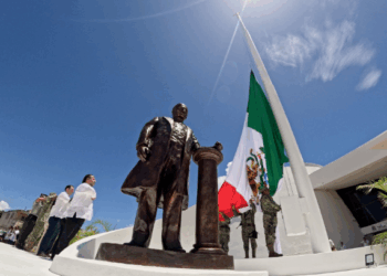 Recupera Chetumal importantes símbolos históricos en el Congreso de Quintana Roo