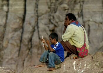 En pobreza, dos de cada tres hablantes de lenguas indígenas