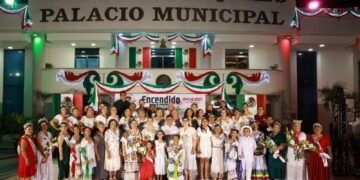 Gobierno Municipal inicia actividades del Mes Patrio en Isla Mujeres