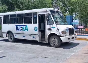 Alertan a padres por ‘reclutadores’ de menores en transporte público de Playa del Carmen